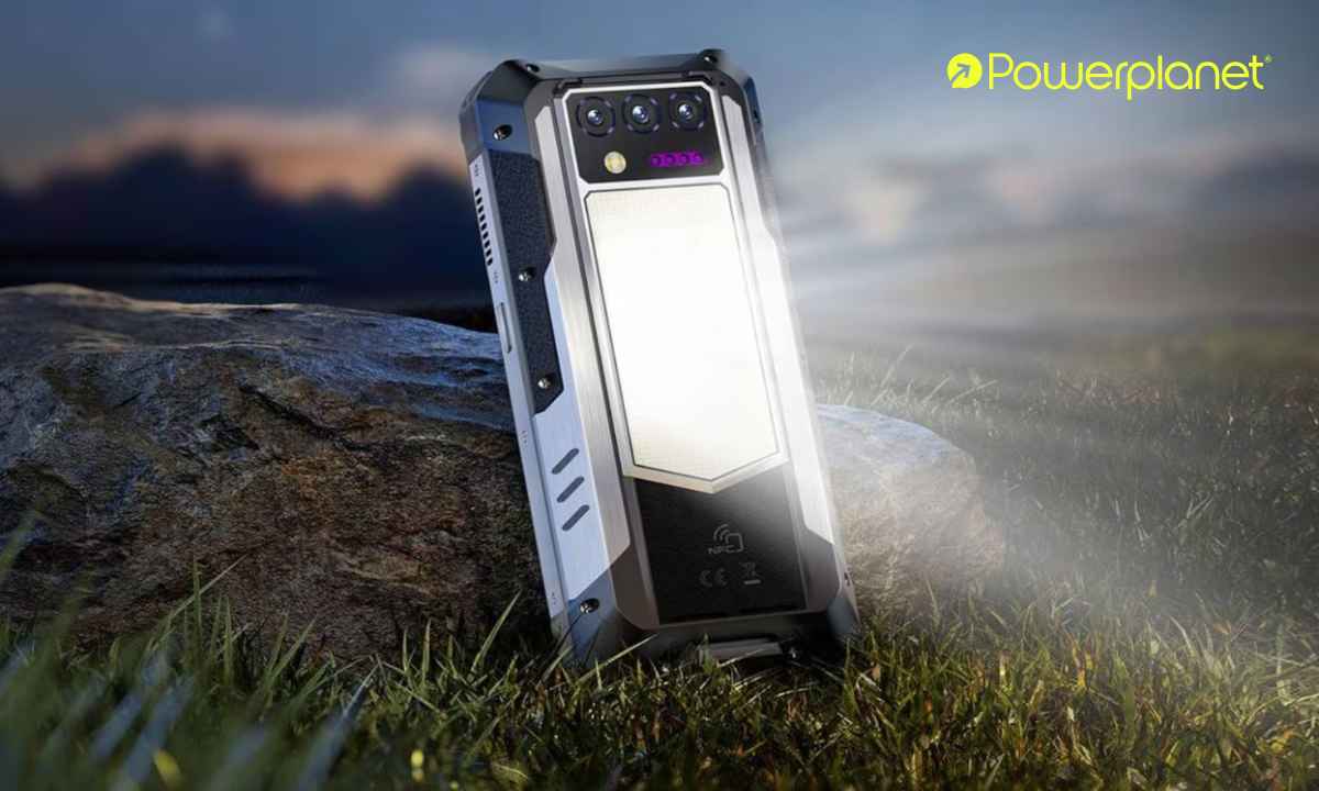 Oukitel WP 100 Titan, el móvil que lo tiene todo